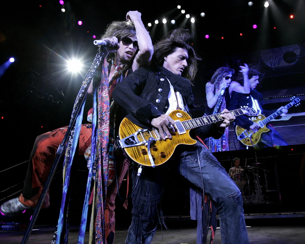 Aerosmith Perry and Typer in concert