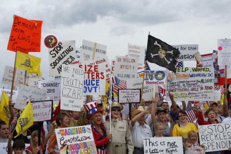 Tea Party protesters