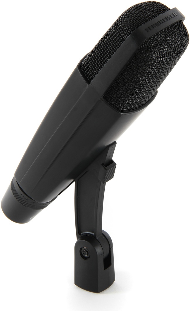 Sennheiser 421 dynamic microphone
