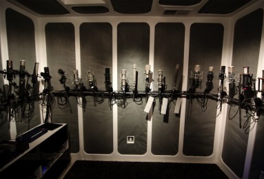 Studio microphones. Mic locker. Condenser mics.
